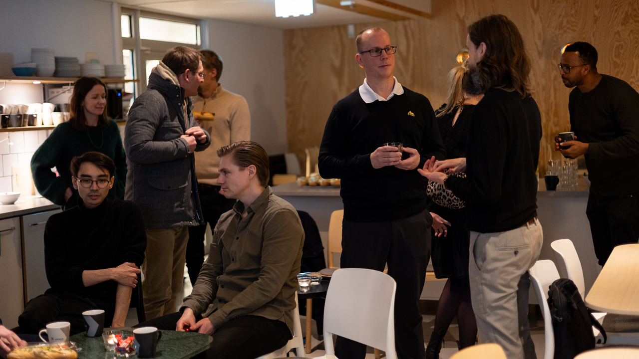 Mingel på evenemang