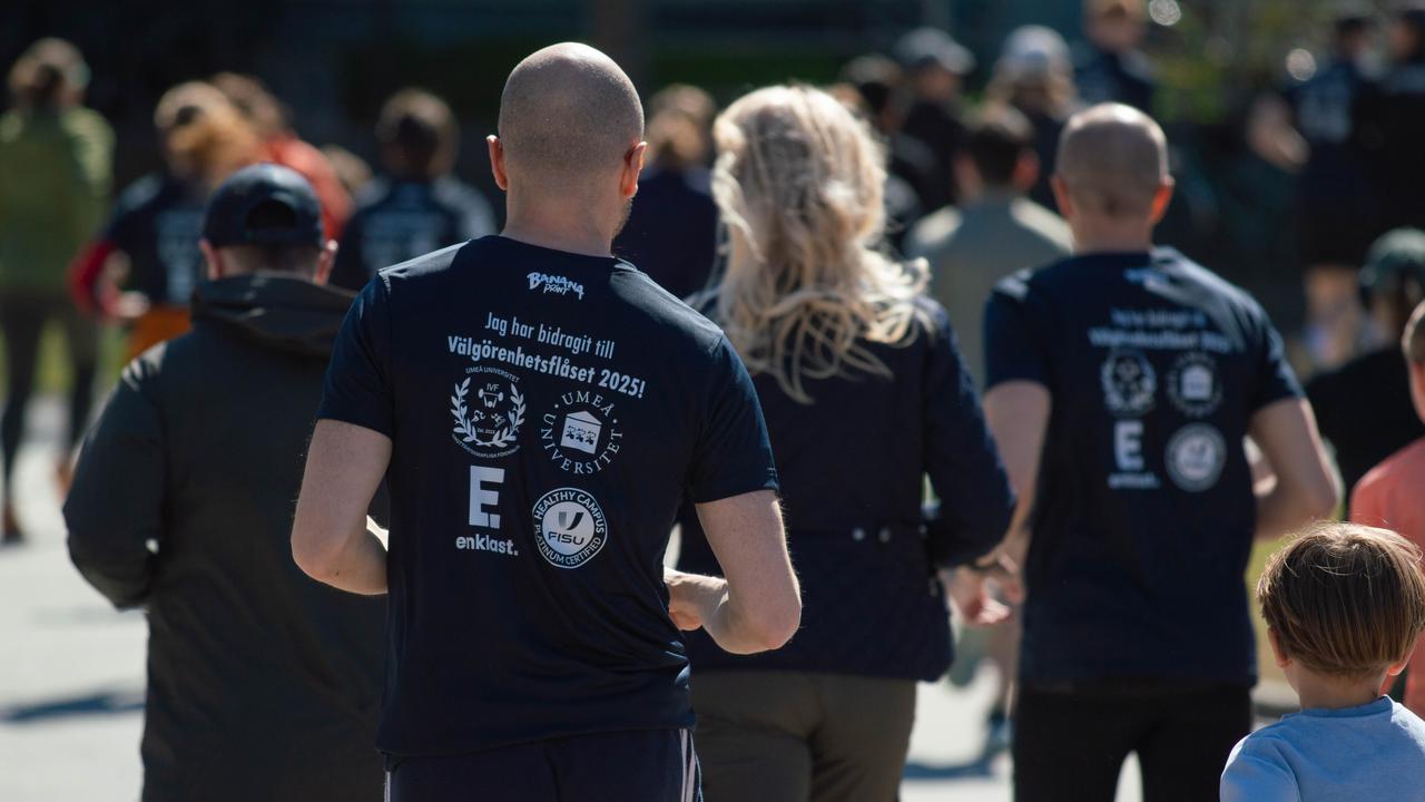 Actionbilder på deltagare och arrangörer från Välgörenhetsflåset 2025. 