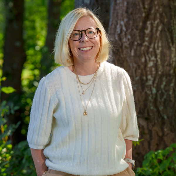 Sofia LundbergProfessor vid Handelshögskolan vid Umeå universitetEnhet: Nationalekonomi