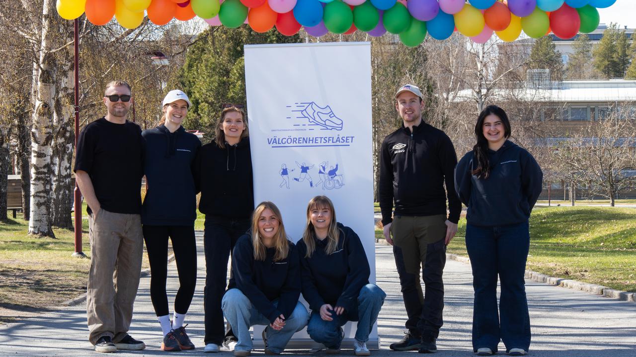 Actionbilder på deltagare och arrangörer från Välgörenhetsflåset 2025. 