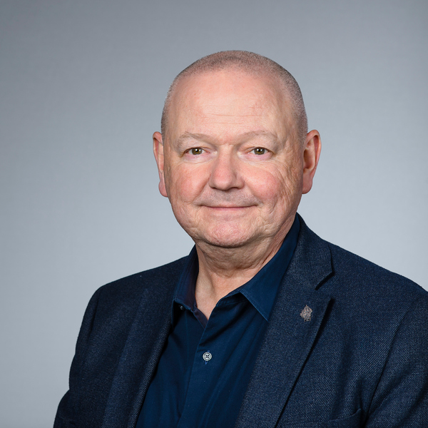 Porträtt på Hans Adolfsson, rektor vid Umeå universitet.