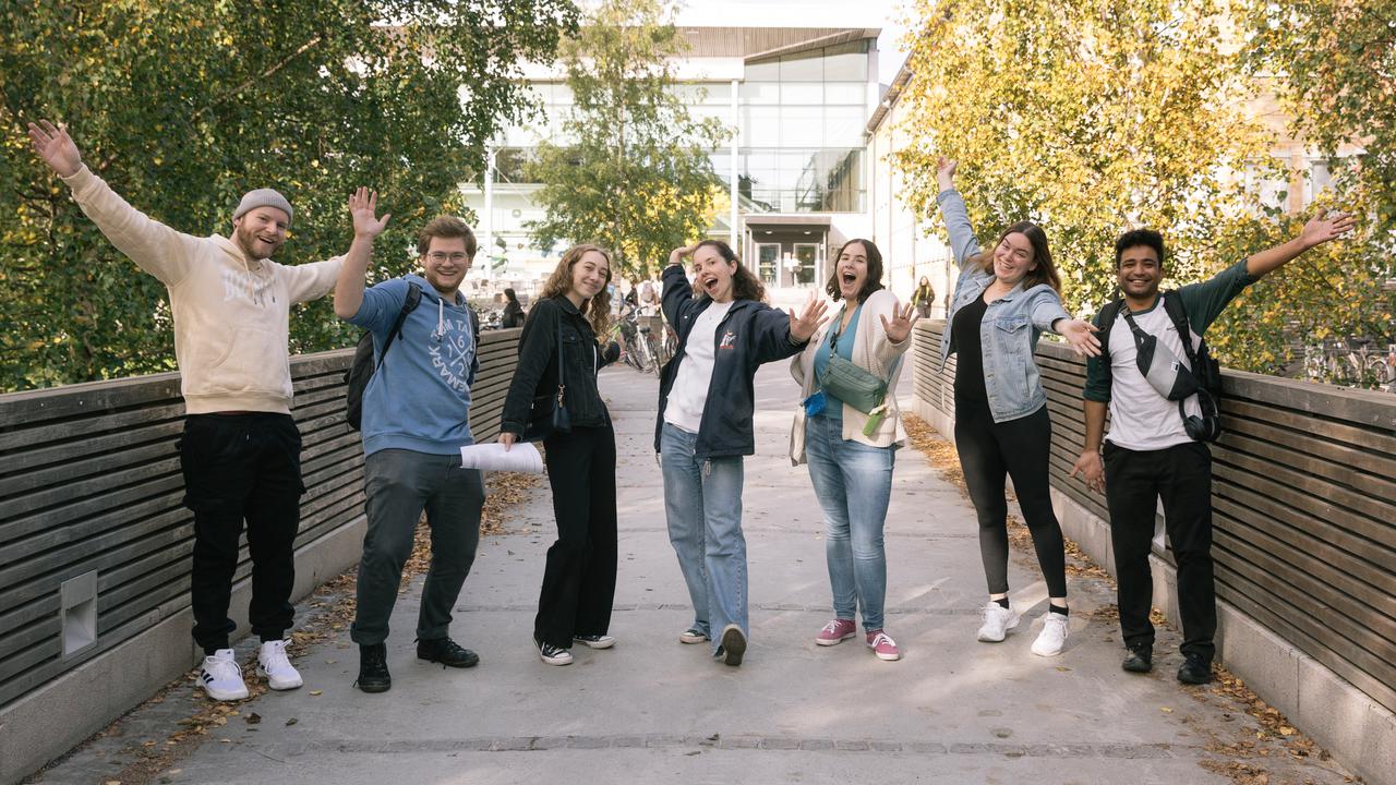 Exchange students pose during Scavenger Hunt day HT24
