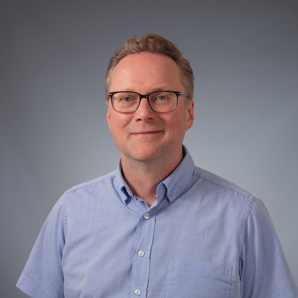 Anknuten som universitetslektor till Enheten för demografi och åldrandeforskning vid Umeå universitet (EDÅ)Enhet: CEDAR Forskning