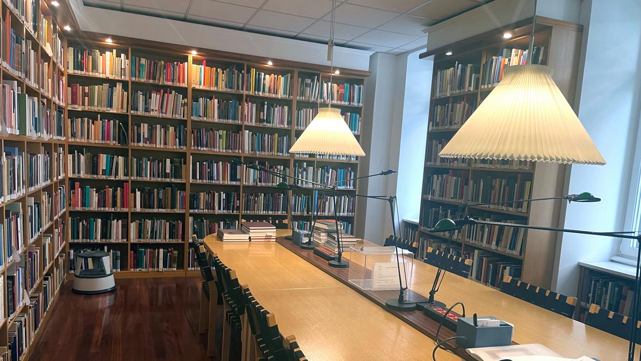 Interiör i Nordiska biblioteket.