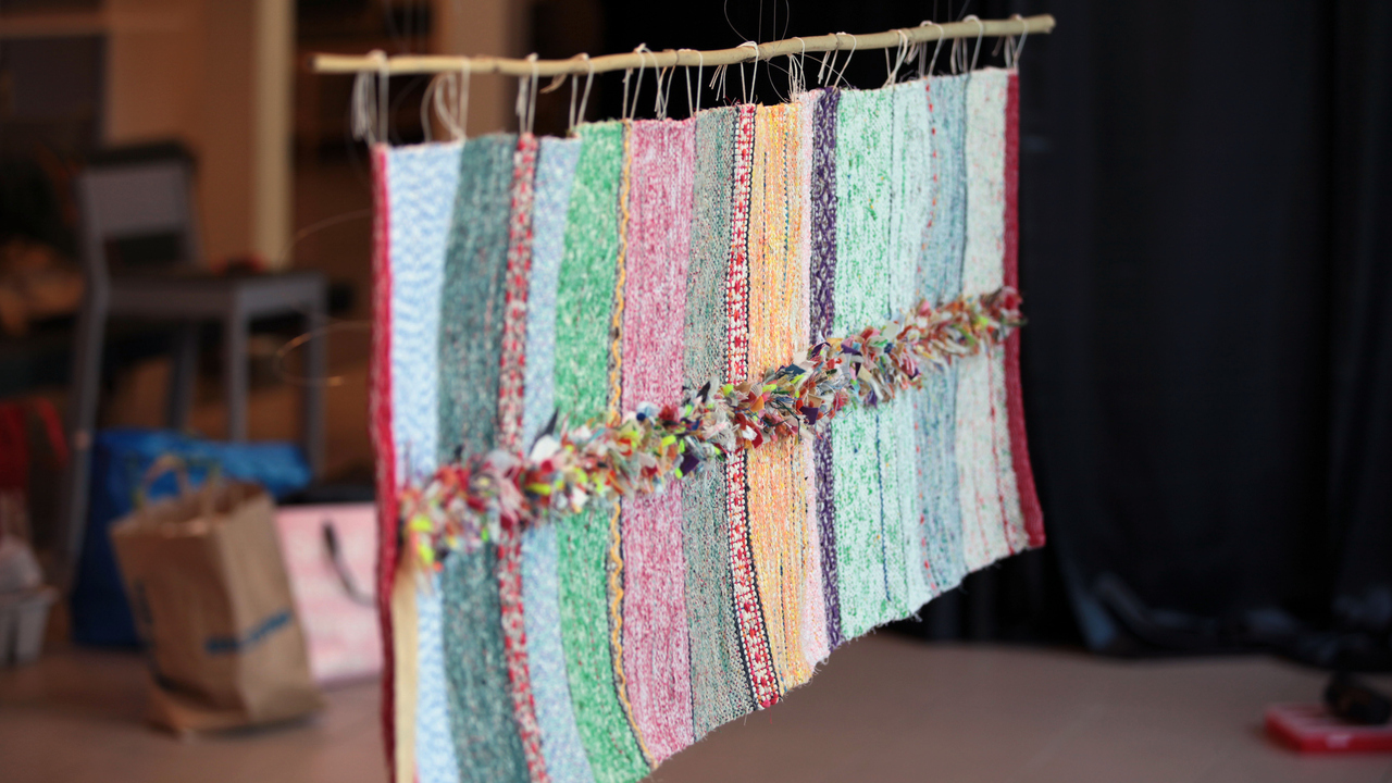 "Jag rullar ut mattan" – för den feminina glädjen, styrkan och okuvliga viljan, av Marie Wilder