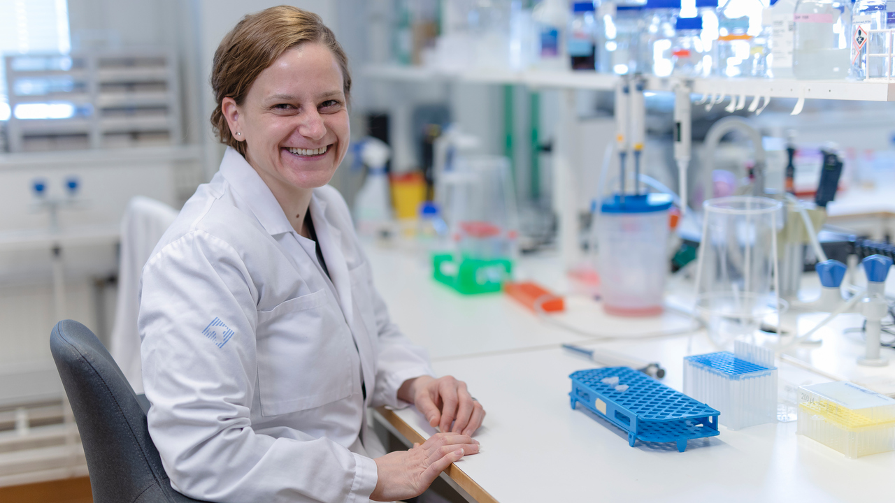 Saskia ErttmannStaff scientist (tjänstledig) vid Institutionen för molekylärbiologiEnhet: Grupp Saskia ErttmannForskarassistent vid Institutionen för molekylärbiologiEnhet: Grupp Saskia Erttmann