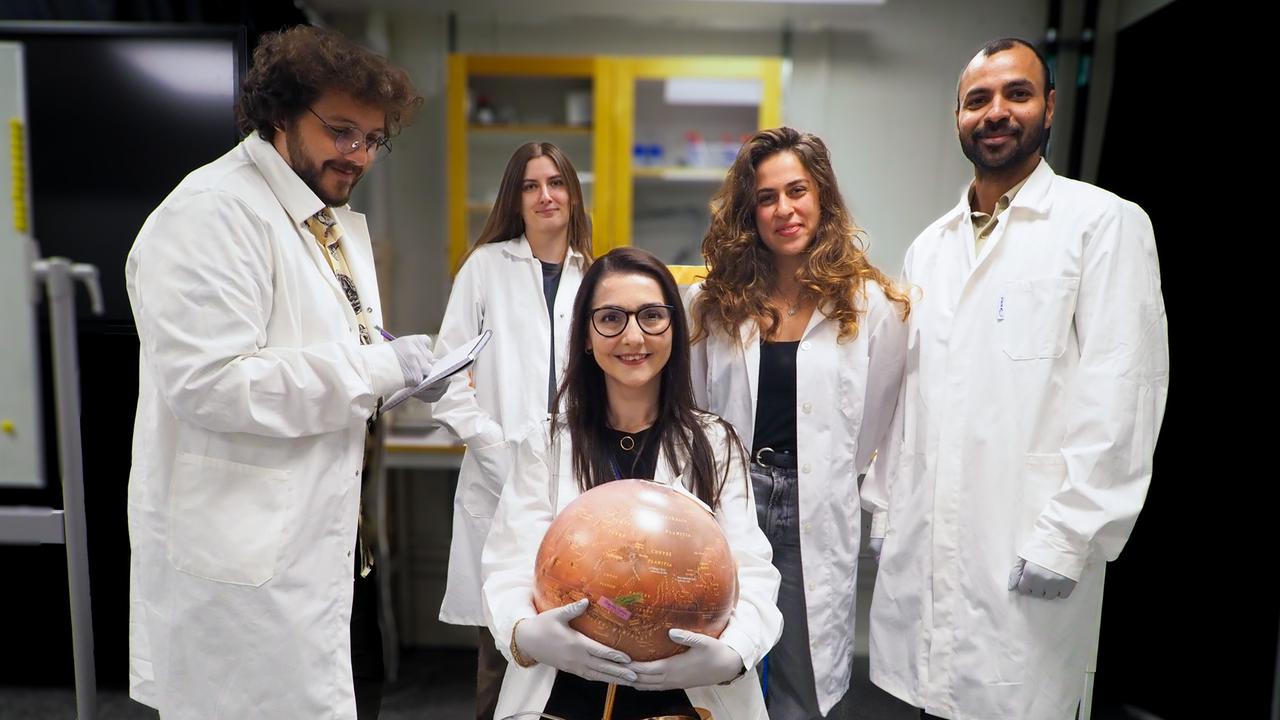 Postdoc Alef dos Santos, student assistant Frida Folkesson Ragnebrandt, PhD student Zoe Asimaki, postdoc Surendra Vikram Singh, and group leader Merve Yeşilbaş
