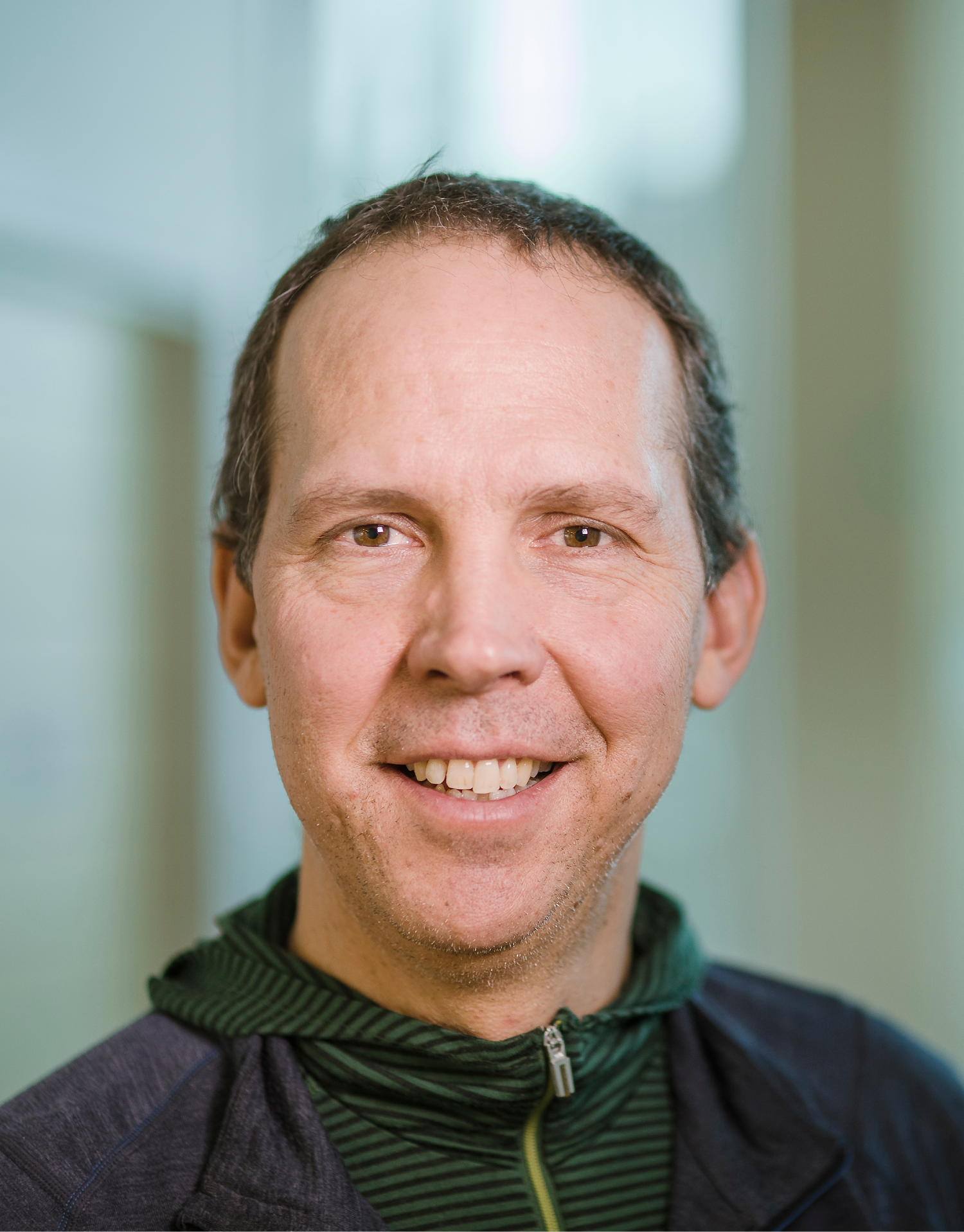 Personalbild Keith Larson