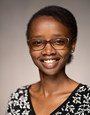 Personalbild Albina Waithaka