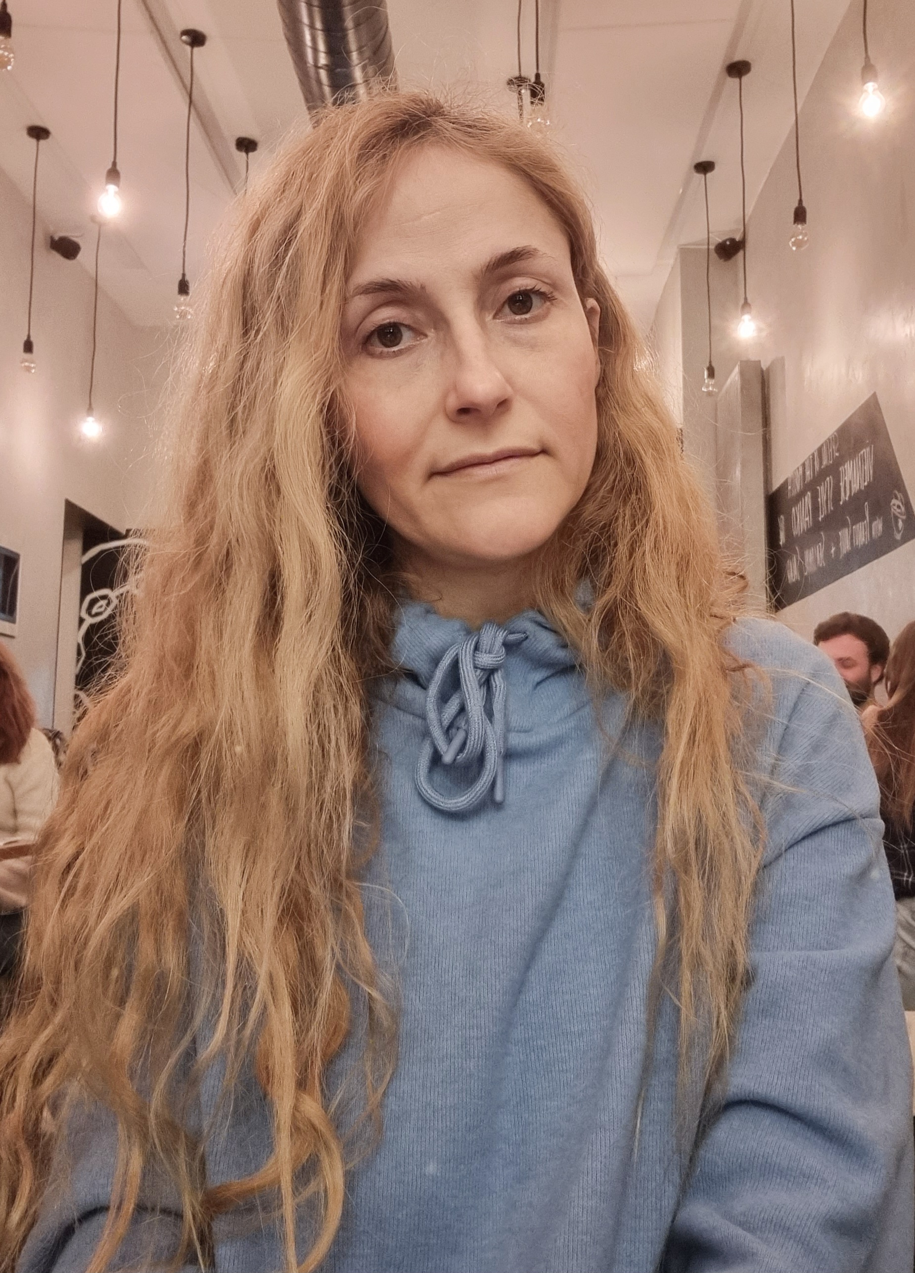 Personalbild Nayereh Rasouli