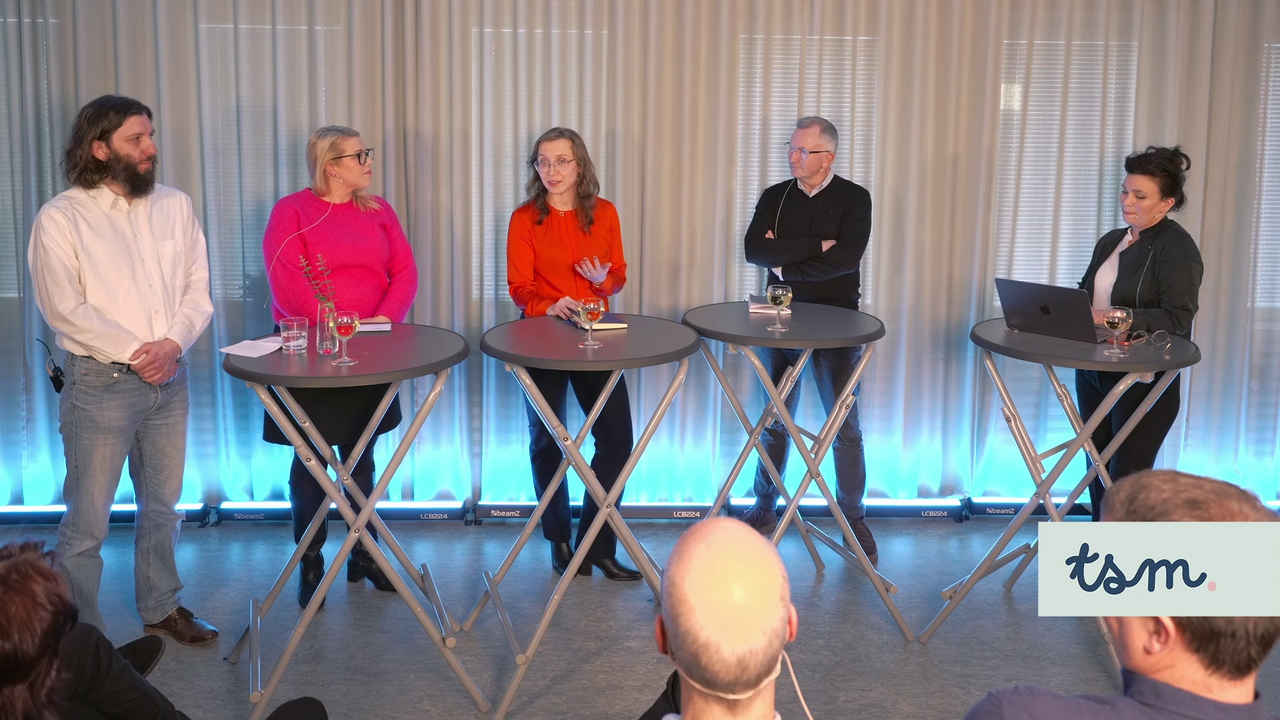 Handelshögskolan tillsammans panel