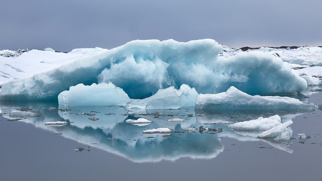 Smältande glaciäris.