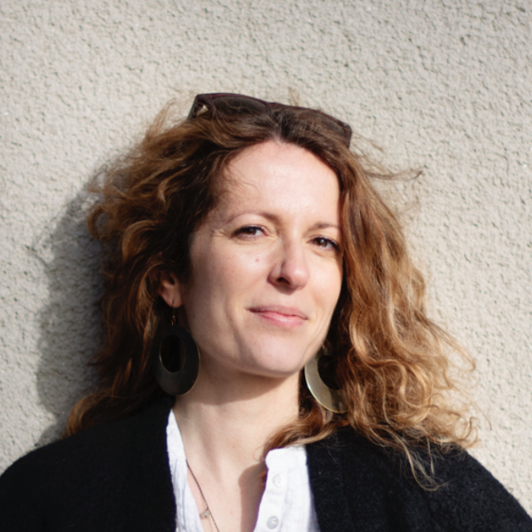 Porträttbild på Anna Chmielewska, specialistläkare och universitetslektor vid Institutionen för klinisk vetenskap.