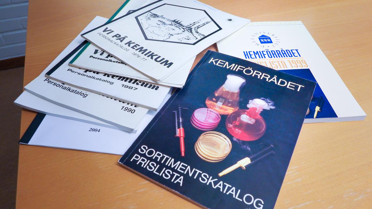 Gamla Vi på Kemikum och sortimentskatalog från Kemiförrådet