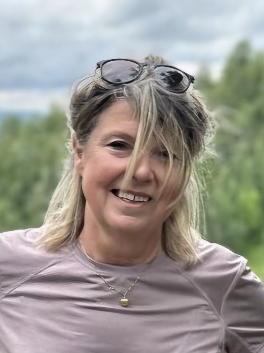 Personalbild Carina Widebo