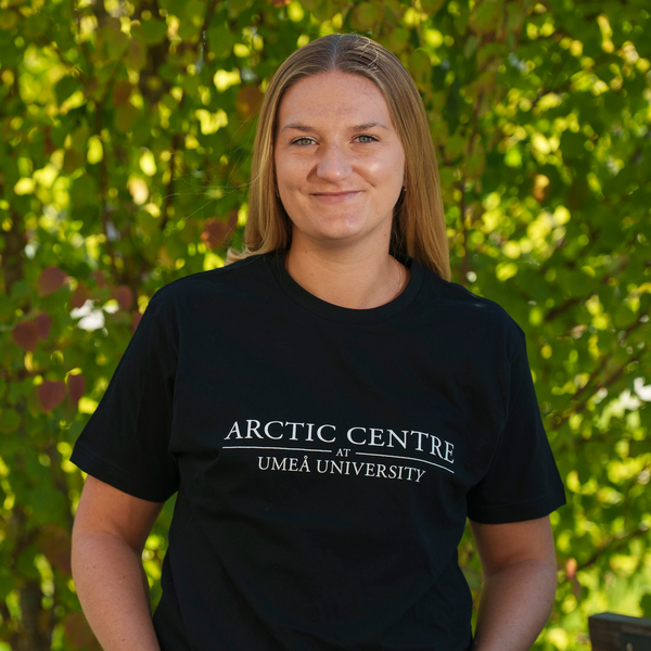 Lena LeimgruberDoktorand vid Institutionen för språkstudierEnhet: EngelskaAnknuten som doktorand till Arktiskt centrum vid Umeå universitetEnhet: Arktisk forskarskola med inriktning mot hållbar utveckling