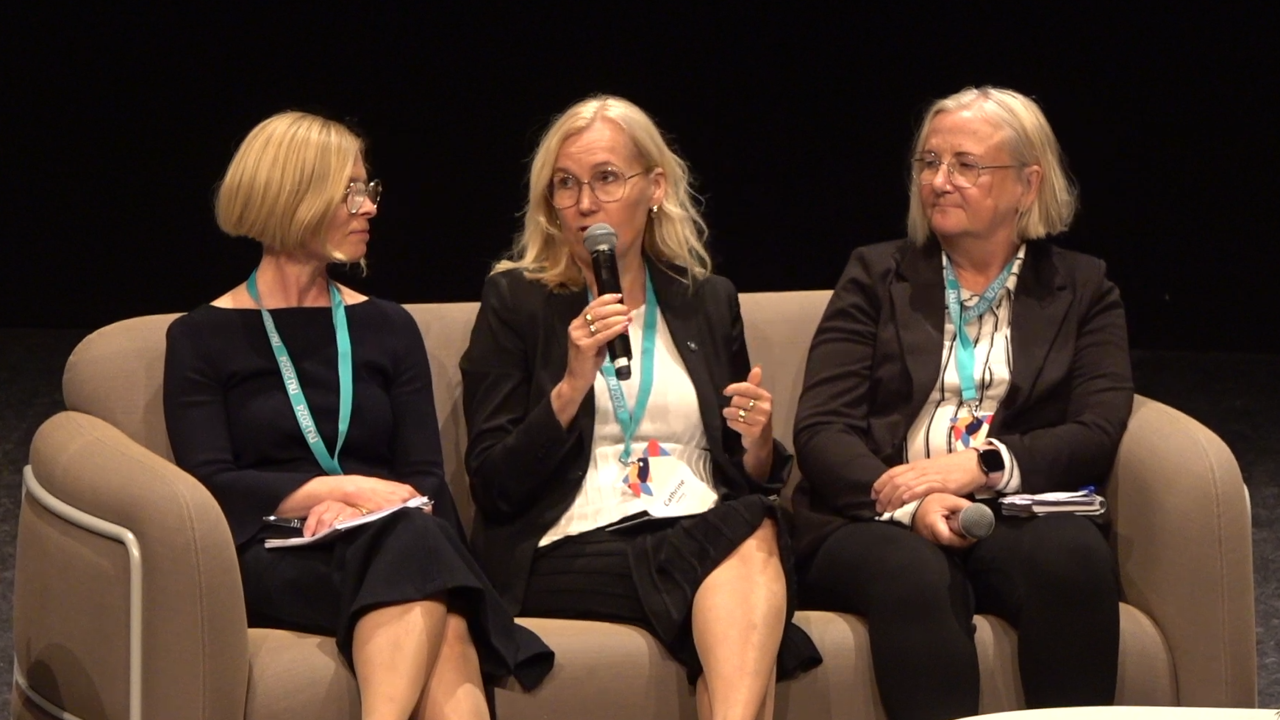 Tre rektorer i en soffa