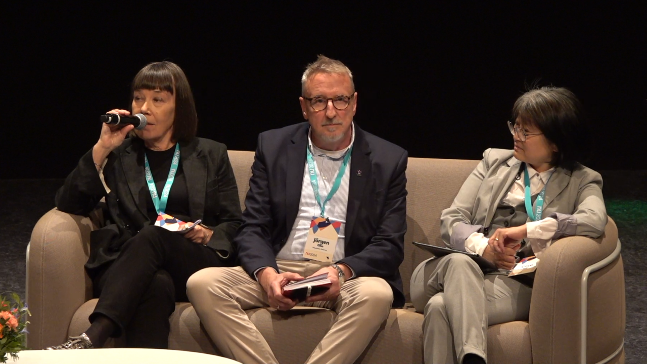 Tre rektorer i en soffa