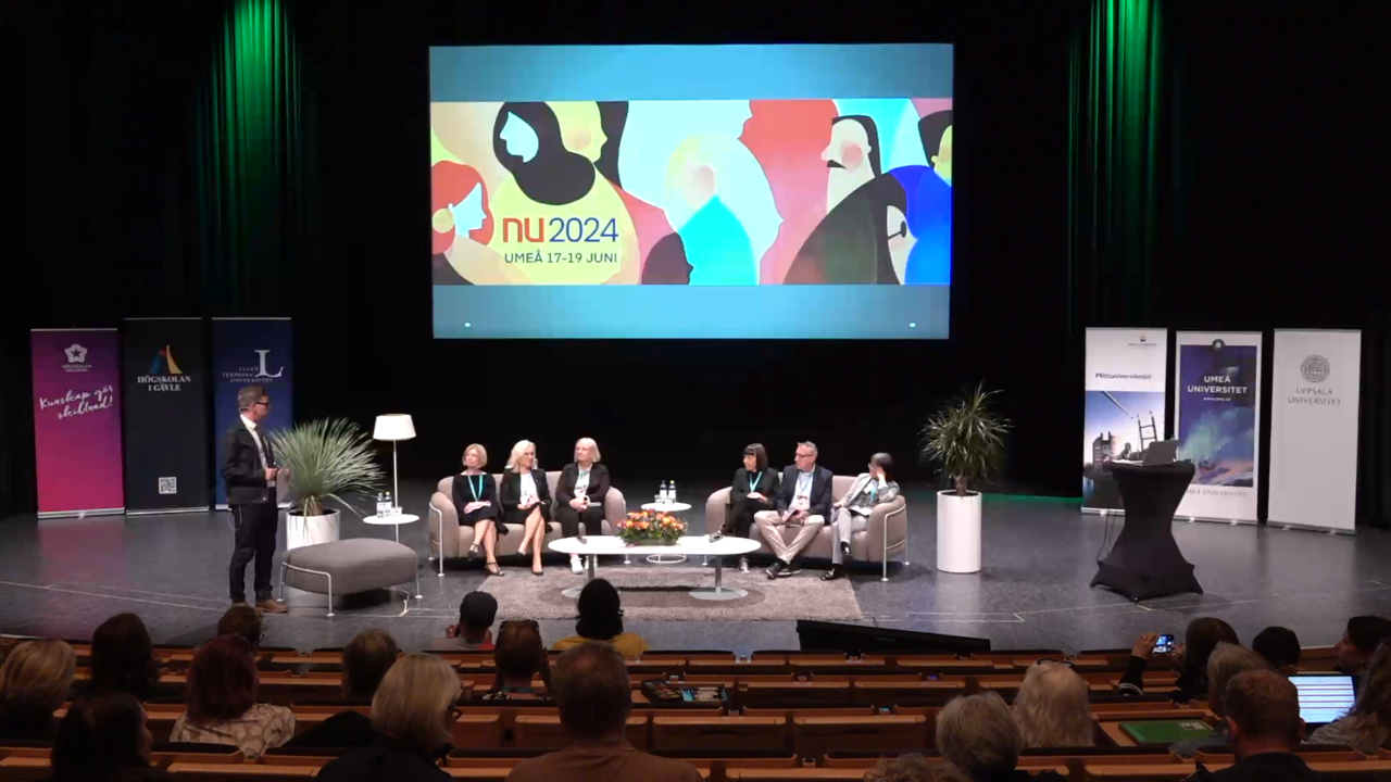 Människor på en scen