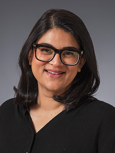 Personalbild Leena Naqvi