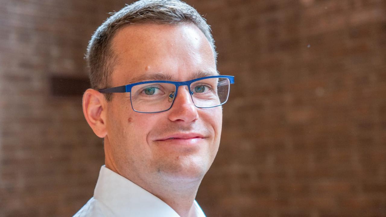 Porträtt i närbild.