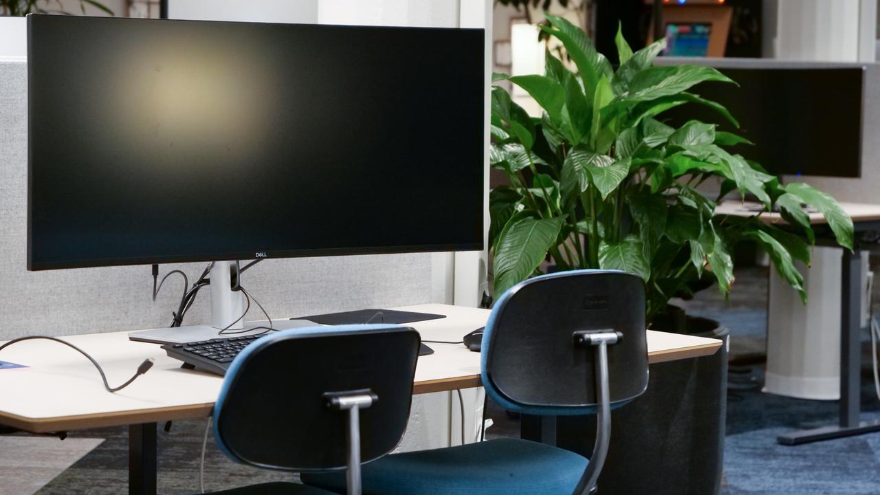 H1 i Humlab med 12 dator- och skärmplatser.