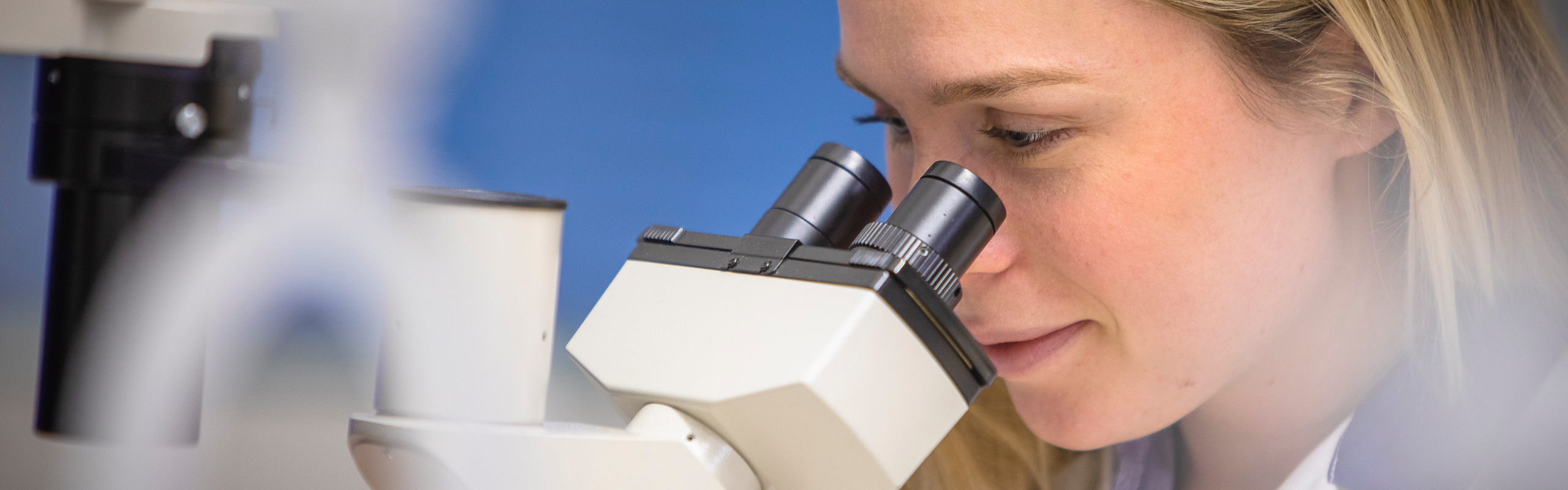 Elin Kindstedt, anknuten som tandläkare till Institutionen för odontologi, Umeå universitet.