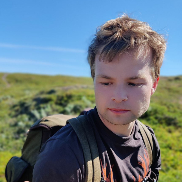 Studenten Patrik Lindeberg i fjällmiljö