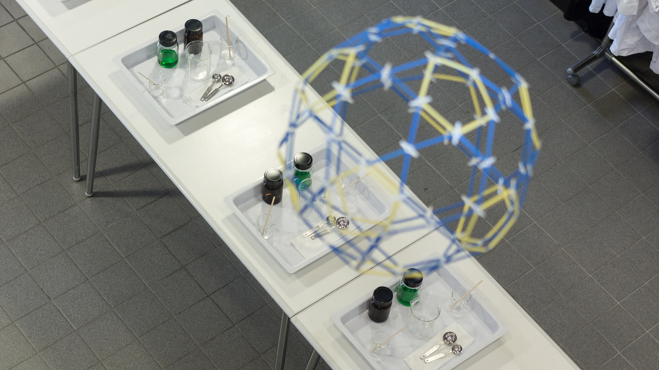 Bild från kemilabb på Umevatoriet