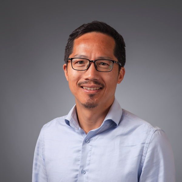 Universitetslektor vid Institutionen för tillämpad fysik och elektronik