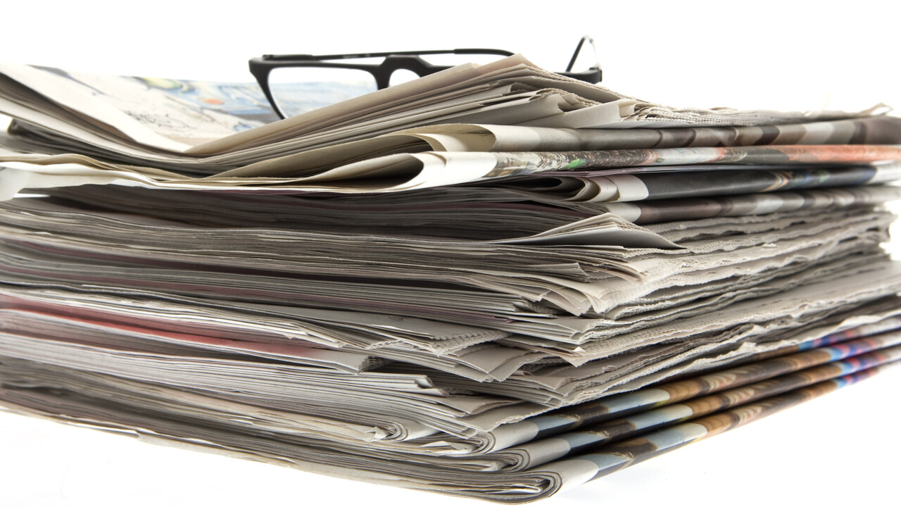 Bild på tidningshög