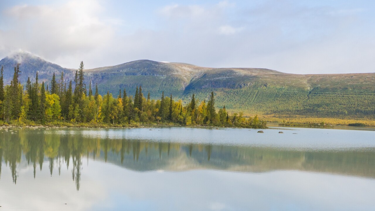 Sjö i norra sverige