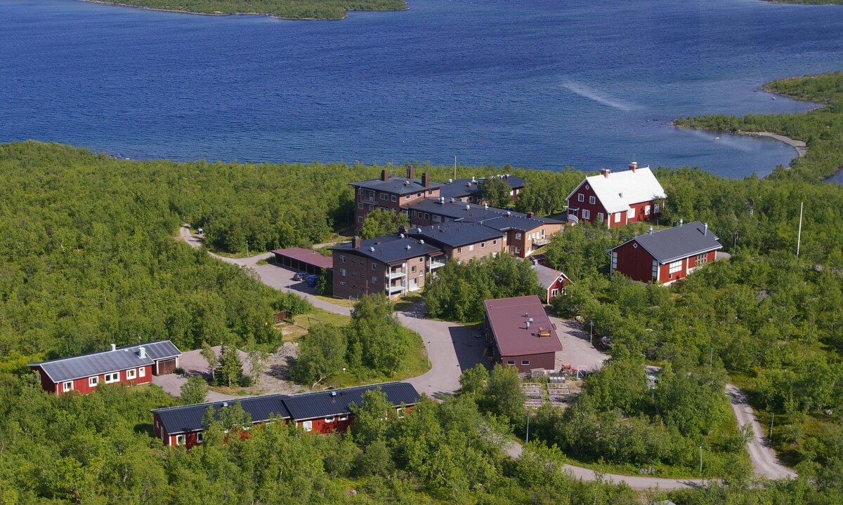 Flygbild över forskningsstationen i Abisko