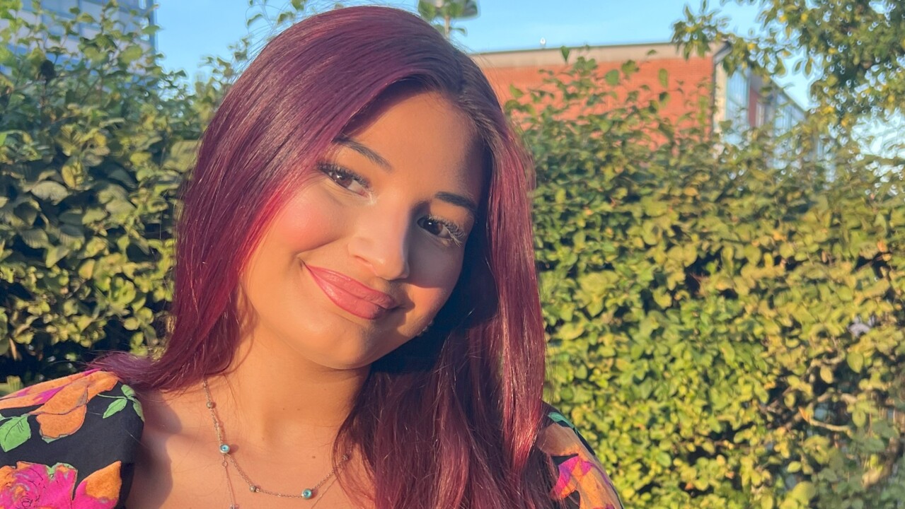 Bild på Berna Bleta, juriststudent vid Umeå universitet