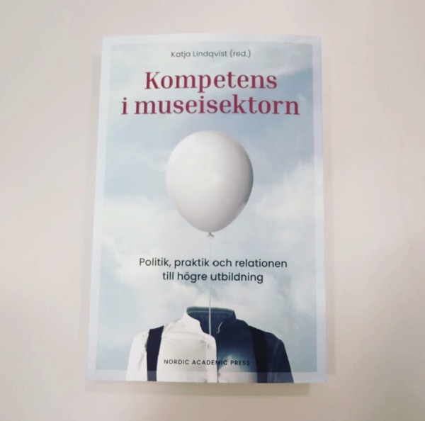 Omslagsbild på boken Kompetens i museisektorn