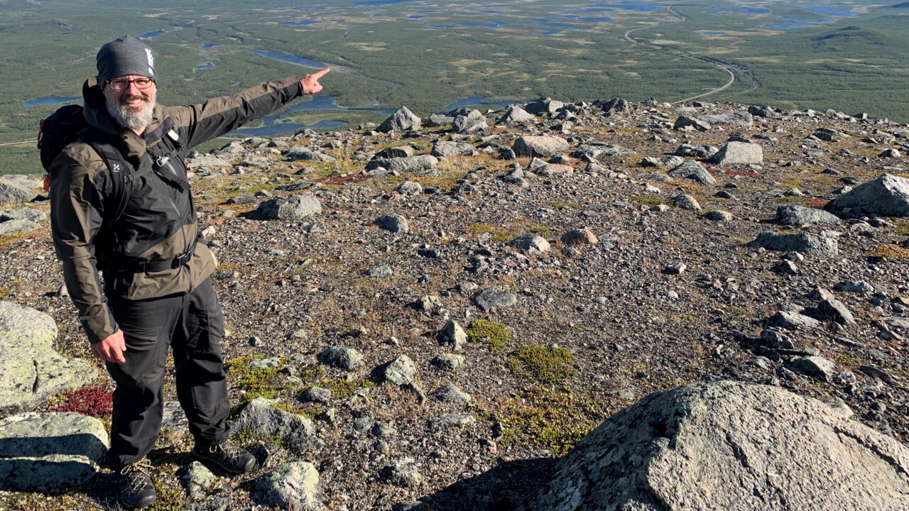 Bild på Per Stenberg i fjällandskap