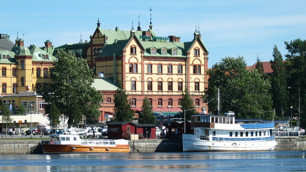 Kafebåtar vid stadskajen Umeå (2007)