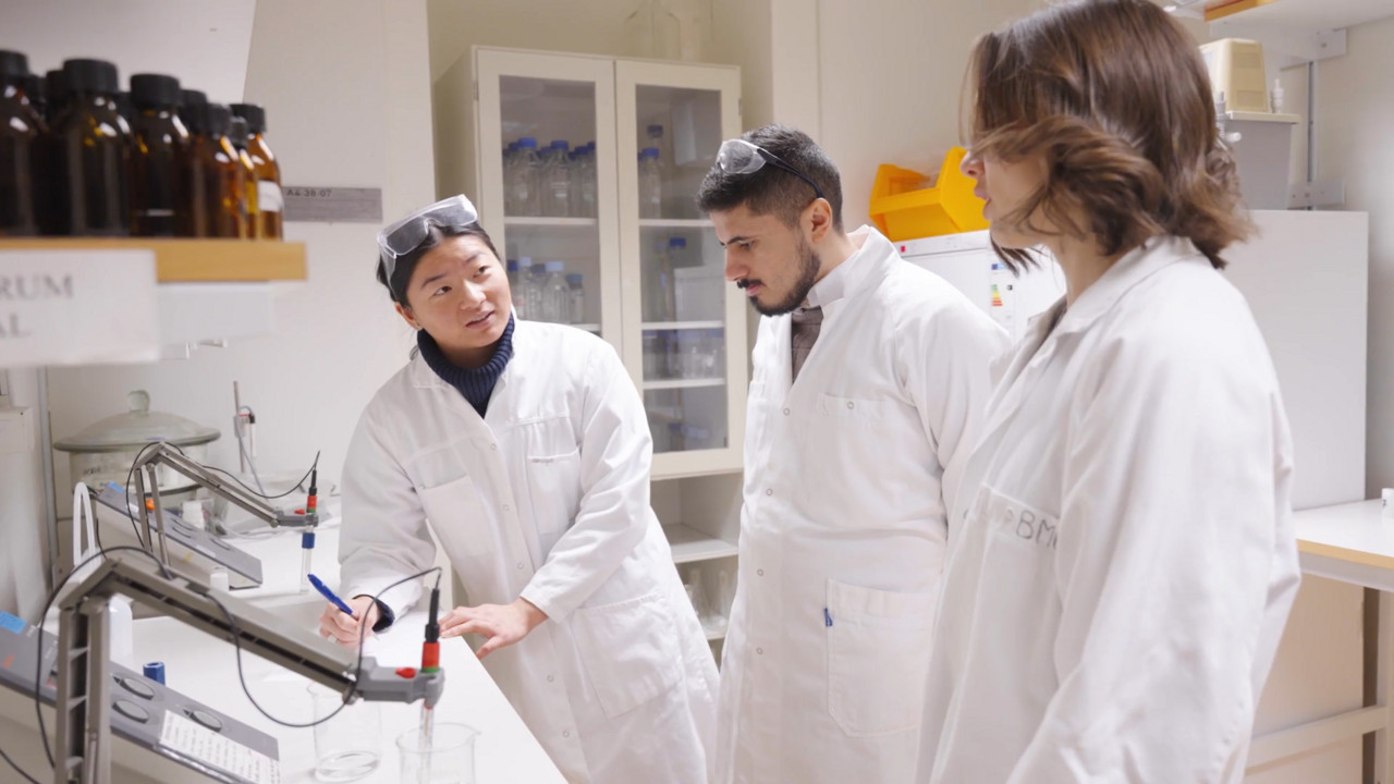 Video: Plugga miljövetenskap vid Umeå universitet