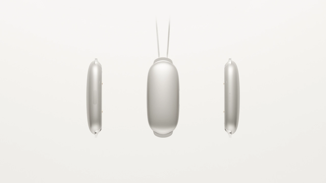 General views anchor, silver finish.