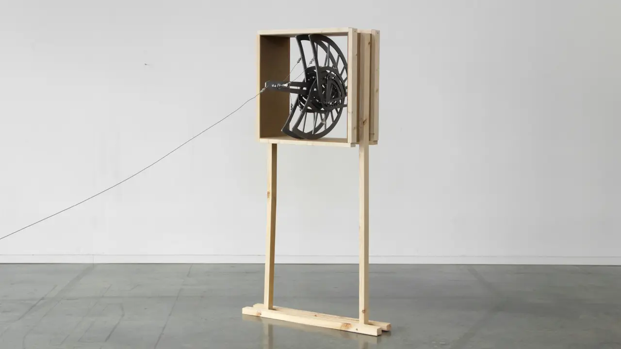 Scale 1:1 model by student