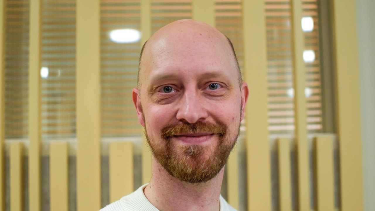 Porträttbild på Andreas Resar