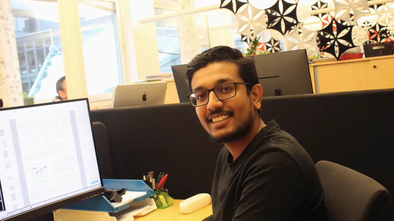 A picture of Aswin Gopakumar by his desk in IceLab
