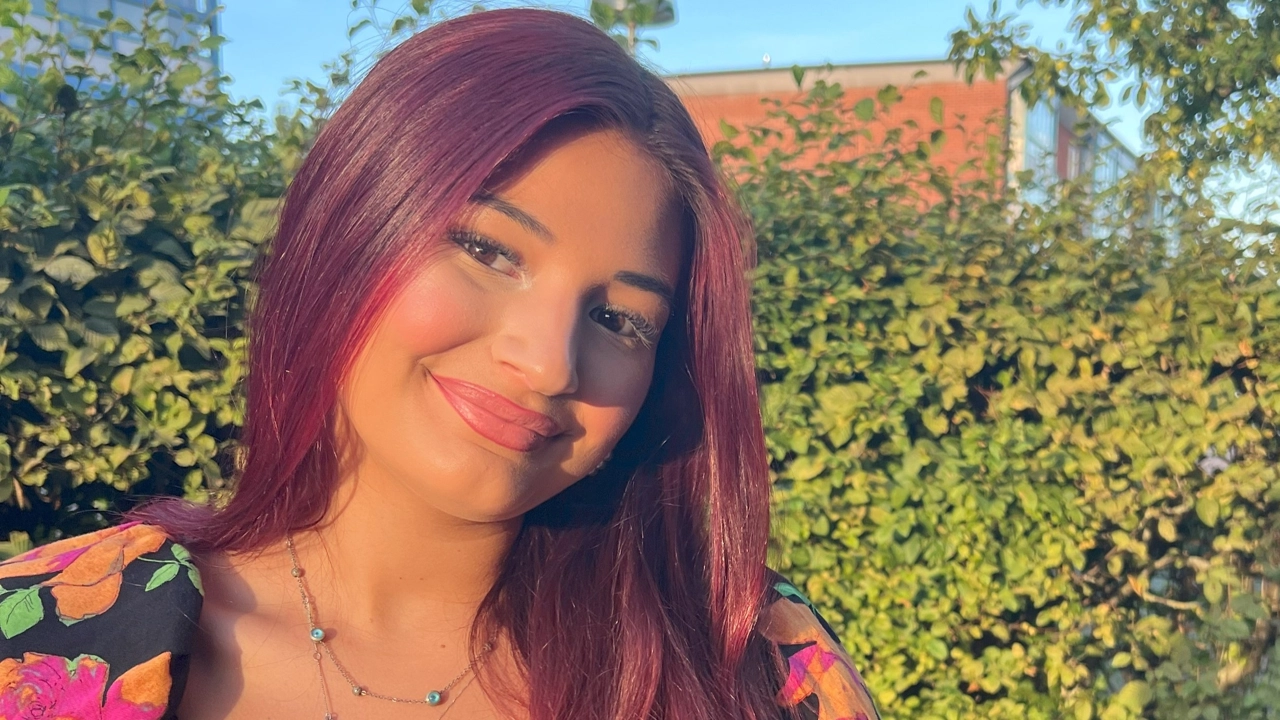 Bild på Berna Bleta, juriststudent vid Umeå universitet