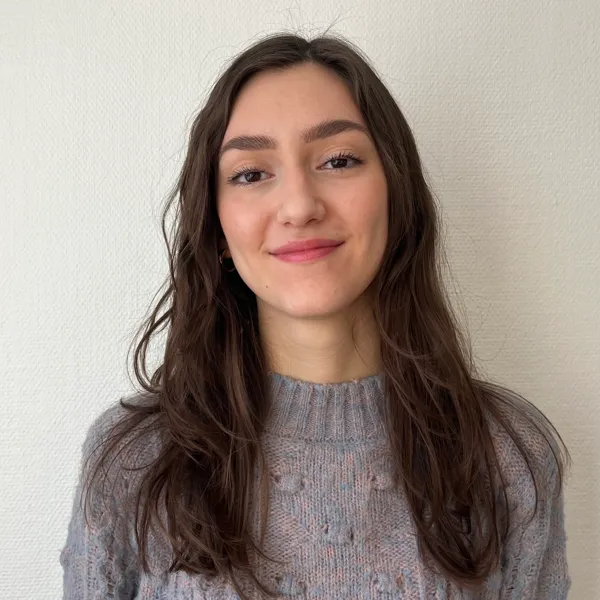 Portrait photo of Emma Biondani