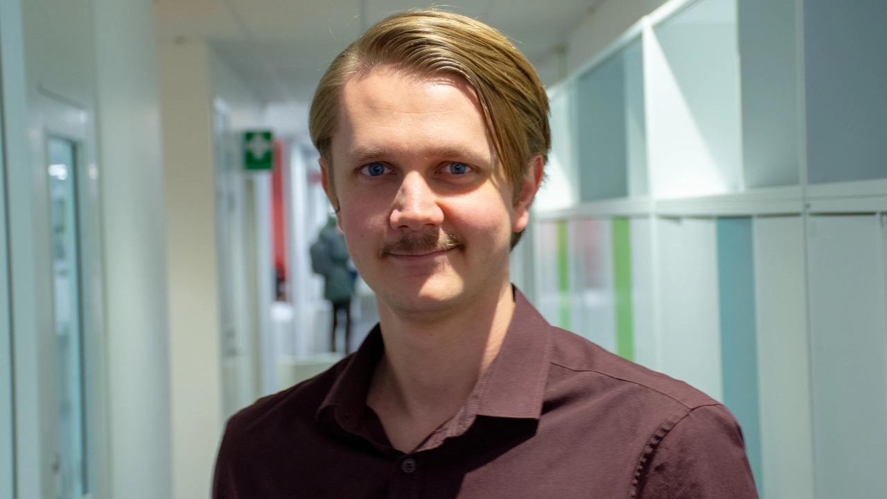 Porträttbild på Jesper Lagerström