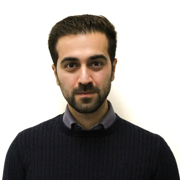 Porträttfoto på Mert Karkan