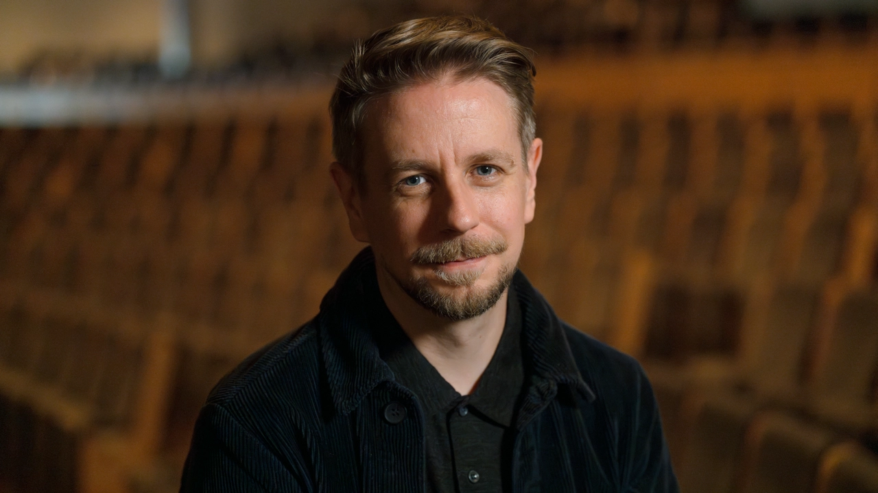 Markus Naarttijärvi
Professor vid Juridiska institutionen
Anknuten som professor till Centrum för transdisciplinär AIRoll: Föreståndare