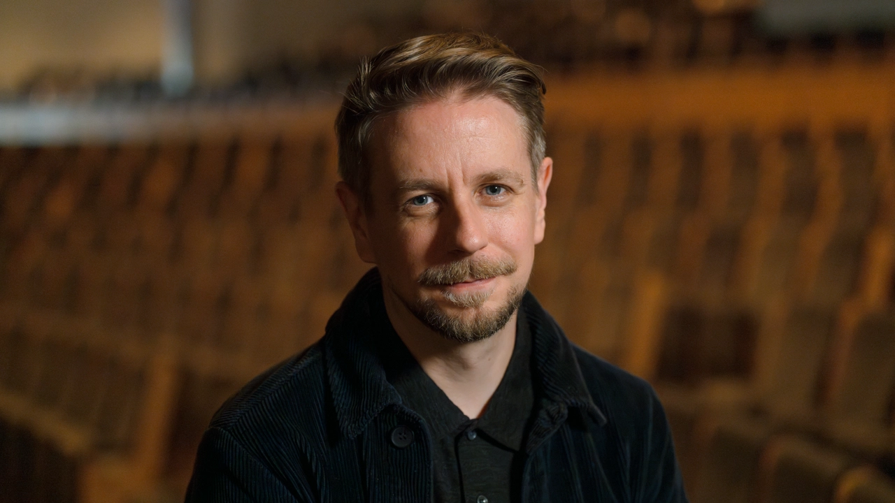 Markus Naarttijärvi
Professor vid Juridiska institutionen
Anknuten som professor till Centrum för transdisciplinär AIRoll: Föreståndare