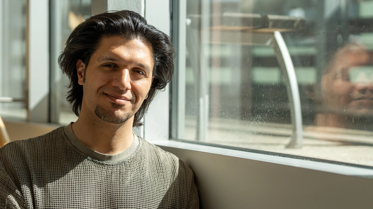 Porträttbild på Omar Abrahamsson