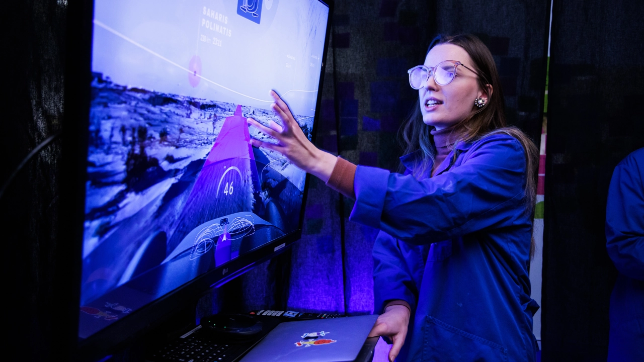 The Aurora project, ett samarbete med en stor fordonstillverkare där studenter studerat morgondagens koldioxidpositiva fordon.